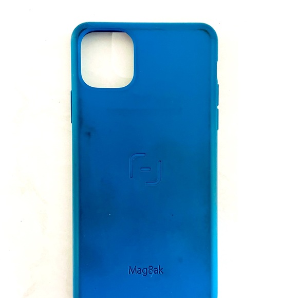 MagBak for iPhone 11 Pro Max - magnetic phone case - Picture 4 of 4